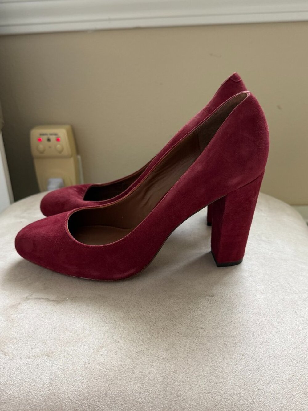 Chunky heel pumps